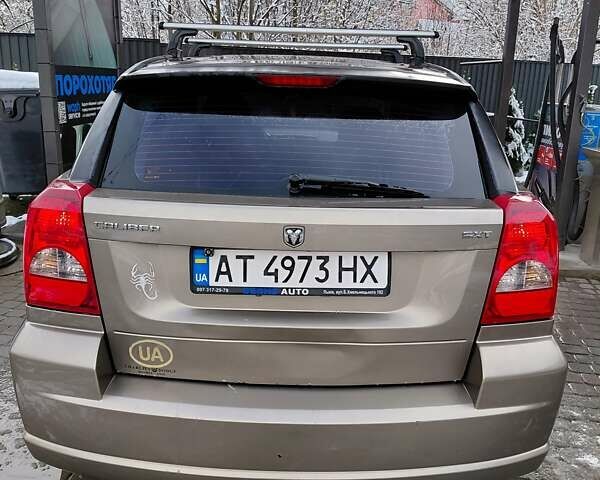 Серый Додж Калибер, объемом двигателя 2 л и пробегом 108 тыс. км за 6300 $, фото 5 на Automoto.ua