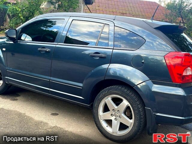 Сірий Додж Caliber, об'ємом двигуна 2 л та пробігом 272 тис. км за 6900 $, фото 10 на Automoto.ua