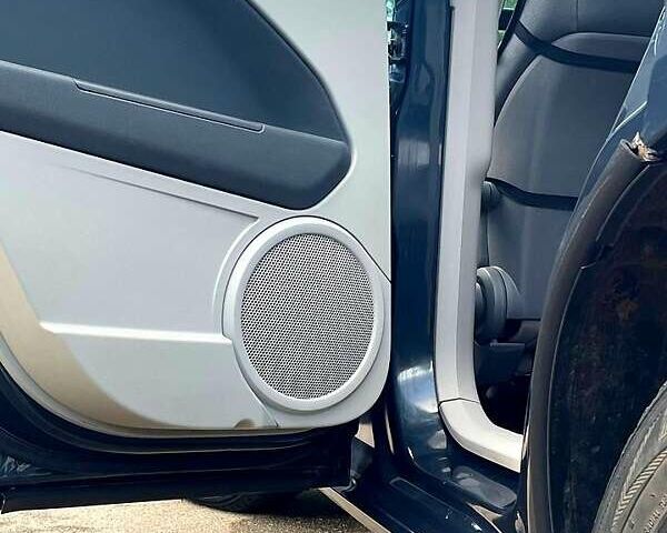 Сірий Додж Caliber, об'ємом двигуна 2 л та пробігом 272 тис. км за 6900 $, фото 4 на Automoto.ua