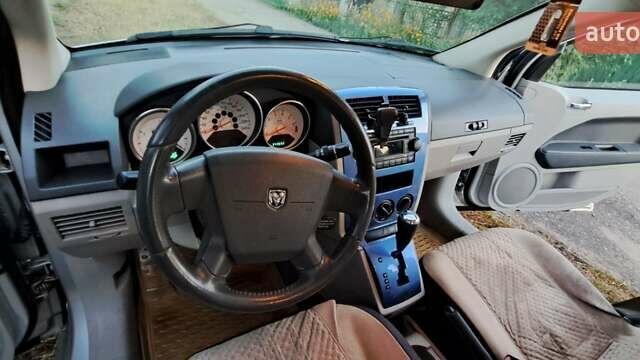 Сірий Додж Caliber, об'ємом двигуна 2 л та пробігом 244 тис. км за 6000 $, фото 8 на Automoto.ua