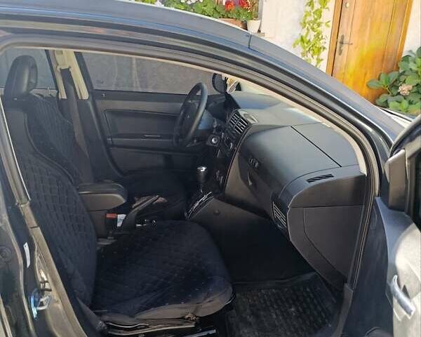 Сірий Додж Caliber, об'ємом двигуна 2 л та пробігом 400 тис. км за 5450 $, фото 3 на Automoto.ua