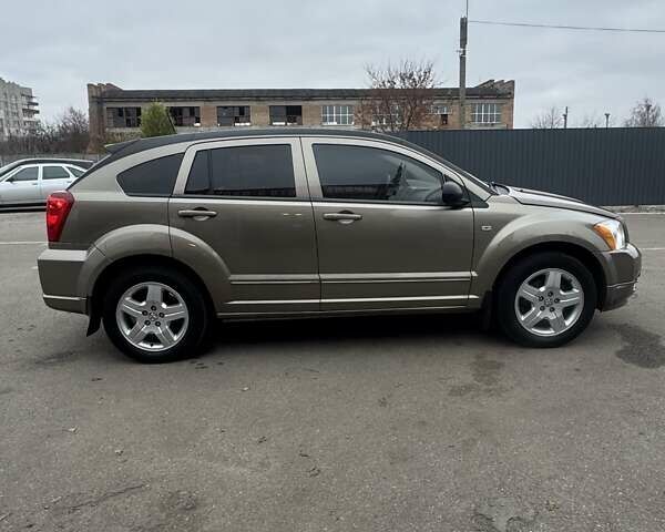 Серый Додж Калибер, объемом двигателя 1.8 л и пробегом 172 тыс. км за 5900 $, фото 3 на Automoto.ua