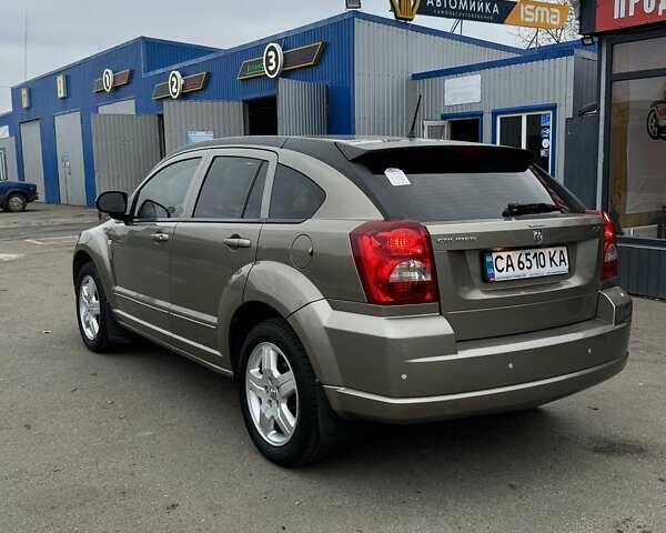 Серый Додж Калибер, объемом двигателя 1.8 л и пробегом 172 тыс. км за 5900 $, фото 6 на Automoto.ua