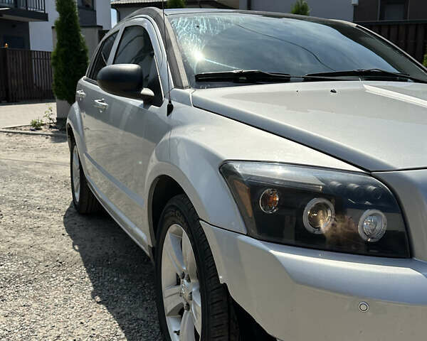Серый Додж Калибер, объемом двигателя 2.4 л и пробегом 147 тыс. км за 8900 $, фото 6 на Automoto.ua
