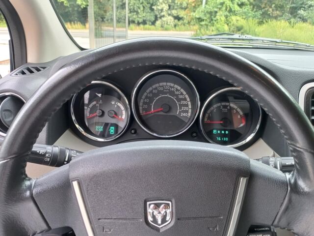 Серый Додж Калибер, объемом двигателя 2 л и пробегом 76 тыс. км за 8990 $, фото 11 на Automoto.ua