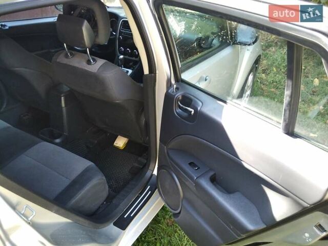 Серый Додж Калибер, объемом двигателя 2 л и пробегом 210 тыс. км за 7000 $, фото 9 на Automoto.ua