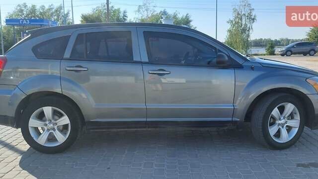 Серый Додж Калибер, объемом двигателя 2 л и пробегом 289 тыс. км за 6900 $, фото 1 на Automoto.ua