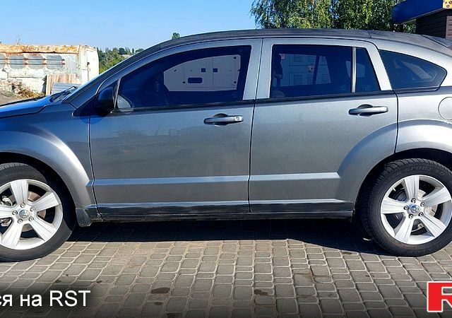 Сірий Додж Caliber, об'ємом двигуна 2 л та пробігом 289 тис. км за 6900 $, фото 3 на Automoto.ua