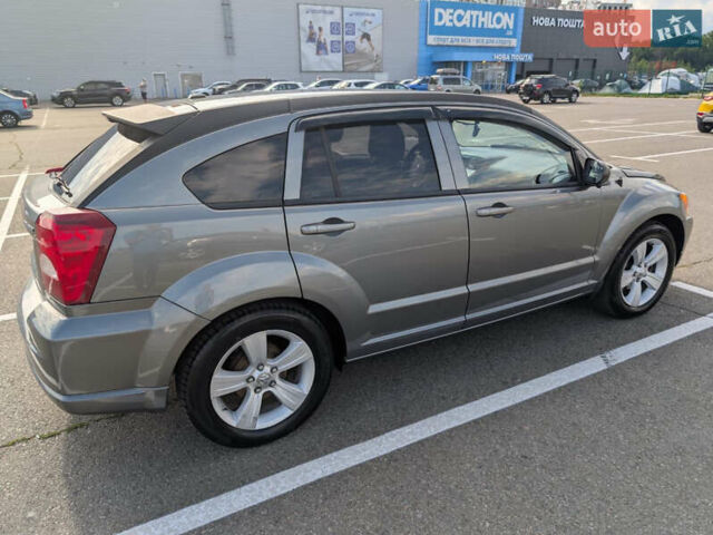 Сірий Додж Caliber, об'ємом двигуна 2 л та пробігом 177 тис. км за 7900 $, фото 4 на Automoto.ua