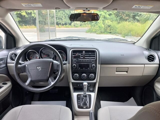 Серый Додж Калибер, объемом двигателя 2 л и пробегом 76 тыс. км за 8990 $, фото 15 на Automoto.ua