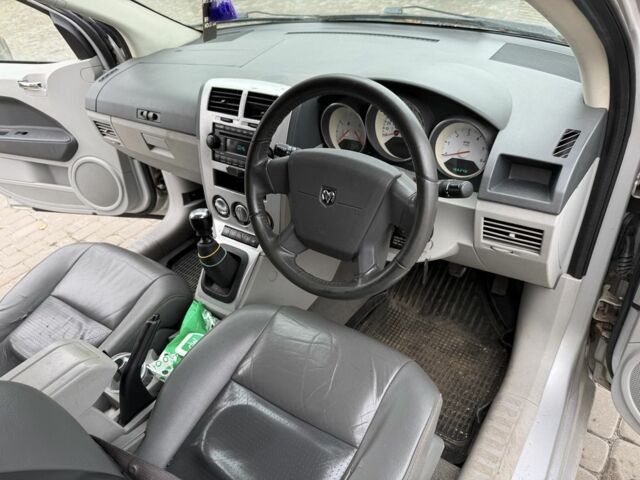 Серый Додж Калибер, объемом двигателя 2 л и пробегом 3 тыс. км за 1191 $, фото 2 на Automoto.ua