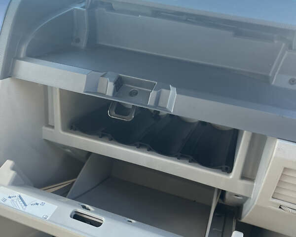 Синій Додж Caliber, об'ємом двигуна 2 л та пробігом 172 тис. км за 6200 $, фото 8 на Automoto.ua