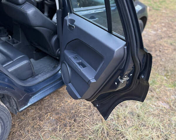 Синий Додж Калибер, объемом двигателя 2 л и пробегом 224 тыс. км за 7000 $, фото 8 на Automoto.ua