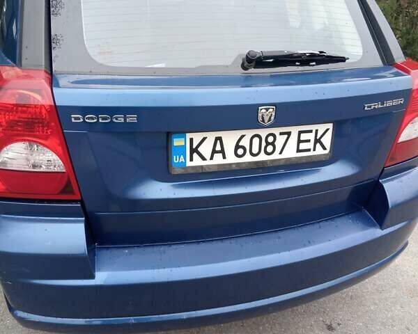 Синий Додж Калибер, объемом двигателя 2 л и пробегом 280 тыс. км за 7100 $, фото 1 на Automoto.ua