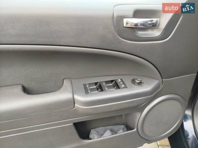 Синий Додж Калибер, объемом двигателя 2 л и пробегом 222 тыс. км за 6800 $, фото 13 на Automoto.ua