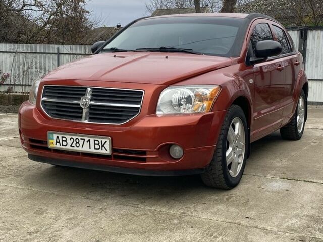 Оранжевый Додж Калибер, объемом двигателя 2 л и пробегом 294 тыс. км за 7800 $, фото 2 на Automoto.ua
