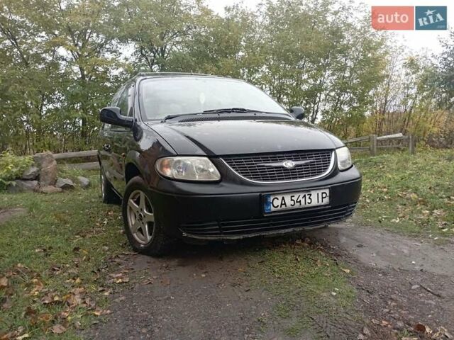 Черный Додж Караван, объемом двигателя 2.5 л и пробегом 360 тыс. км за 4700 $, фото 3 на Automoto.ua