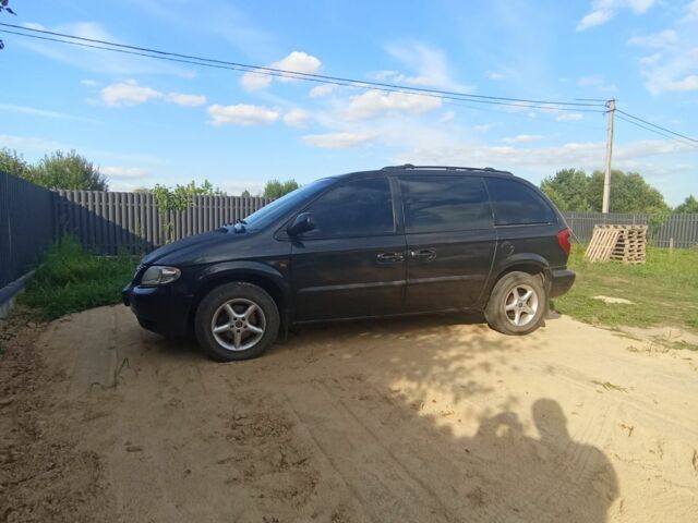 Чорний Додж Caravan, об'ємом двигуна 2 л та пробігом 1 тис. км за 3900 $, фото 3 на Automoto.ua