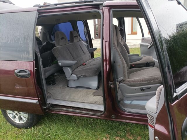 Коричневый Додж Караван, объемом двигателя 2.4 л и пробегом 270 тыс. км за 2200 $, фото 13 на Automoto.ua