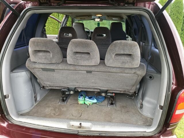 Коричневый Додж Караван, объемом двигателя 2.4 л и пробегом 270 тыс. км за 2200 $, фото 15 на Automoto.ua