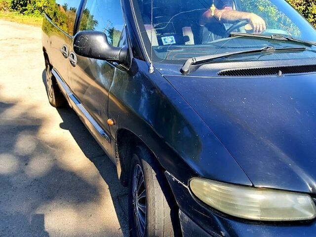 Додж Караван, объемом двигателя 2.4 л и пробегом 0 тыс. км за 3000 $, фото 2 на Automoto.ua