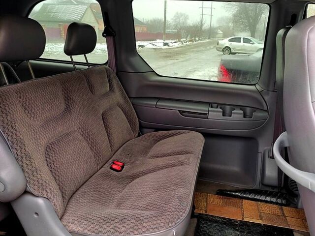 Додж Караван, объемом двигателя 3.3 л и пробегом 175 тыс. км за 4000 $, фото 3 на Automoto.ua