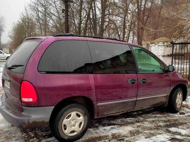 Додж Караван, объемом двигателя 3.3 л и пробегом 175 тыс. км за 4000 $, фото 4 на Automoto.ua