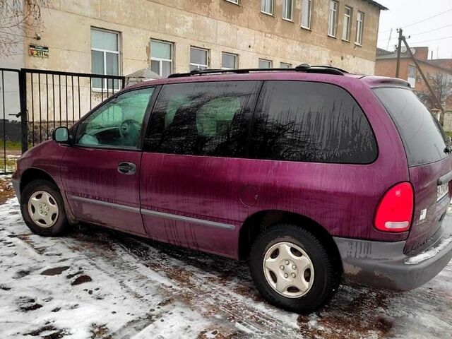 Додж Караван, объемом двигателя 3.3 л и пробегом 175 тыс. км за 4000 $, фото 2 на Automoto.ua