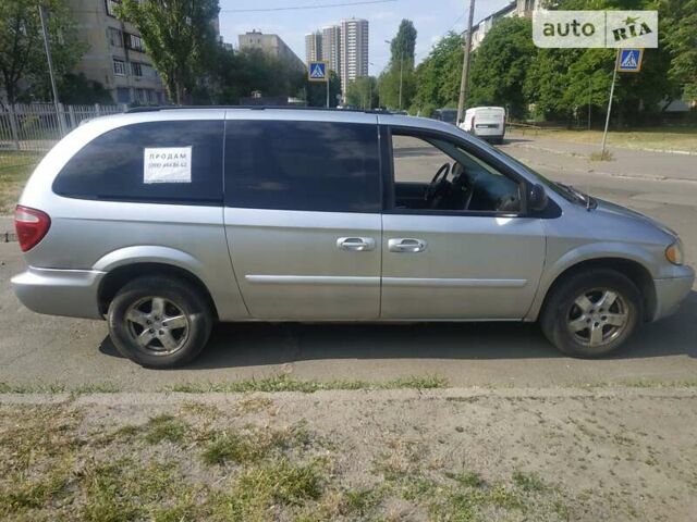 Додж Caravan, об'ємом двигуна 3.3 л та пробігом 335 тис. км за 4900 $, фото 1 на Automoto.ua