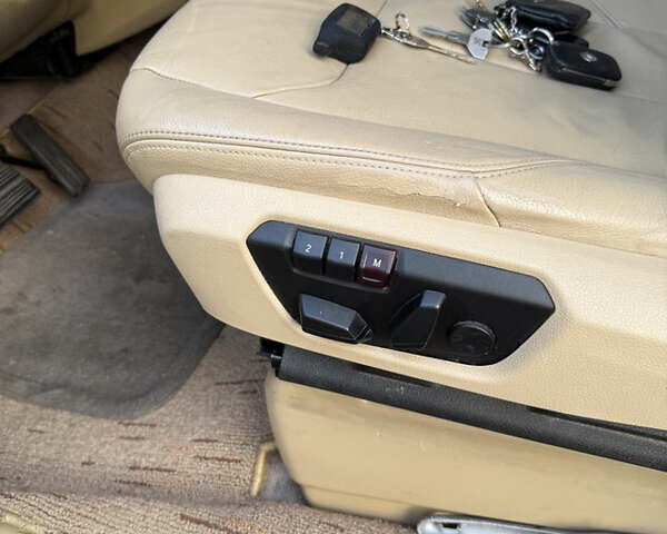 Додж Караван 1993 в Киеве на Automoto.ua Серый Додж Караван, объемом двигателя 3 л и пробегом 62 тыс. км за 4600 $, фото 12 на Automoto.ua