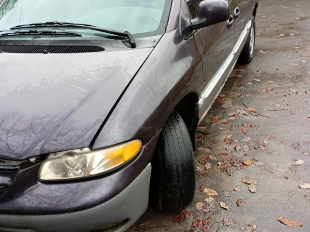 Серый Додж Караван, объемом двигателя 0 л и пробегом 330 тыс. км за 1500 $, фото 1 на Automoto.ua