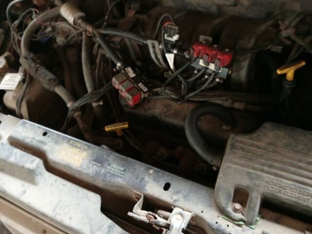 Сірий Додж Caravan, об'ємом двигуна 0 л та пробігом 250 тис. км за 1500 $, фото 1 на Automoto.ua