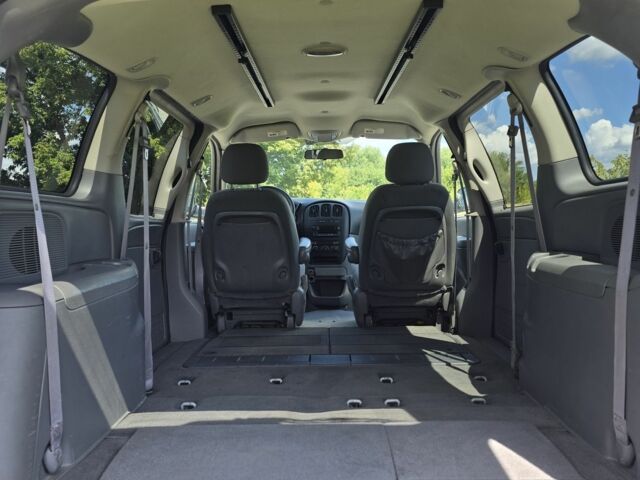 Додж Караван 2007 в Киеве на Automoto.ua Серый Додж Караван, объемом двигателя 3.3 л и пробегом 112 тыс. км за 7999 $, фото 4 на Automoto.ua