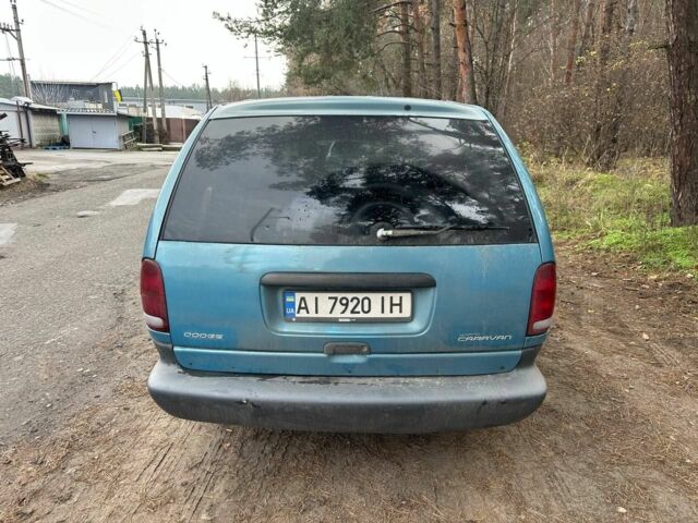 Синій Додж Caravan, об'ємом двигуна 3.3 л та пробігом 400 тис. км за 2200 $, фото 6 на Automoto.ua