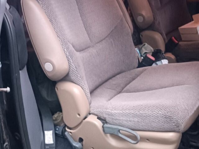 Зеленый Додж Караван, объемом двигателя 0 л и пробегом 170 тыс. км за 3200 $, фото 11 на Automoto.ua