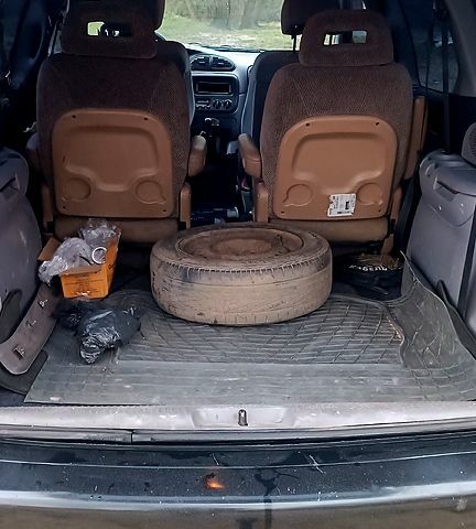 Зеленый Додж Караван, объемом двигателя 2.5 л и пробегом 0 тыс. км за 3000 $, фото 10 на Automoto.ua