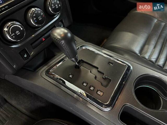 Белый Додж Челенджер, объемом двигателя 3.6 л и пробегом 157 тыс. км за 16500 $, фото 32 на Automoto.ua