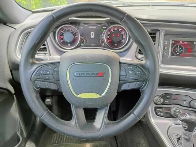 Білий Додж Challenger, об'ємом двигуна 3.6 л та пробігом 75 тис. км за 8452 $, фото 11 на Automoto.ua