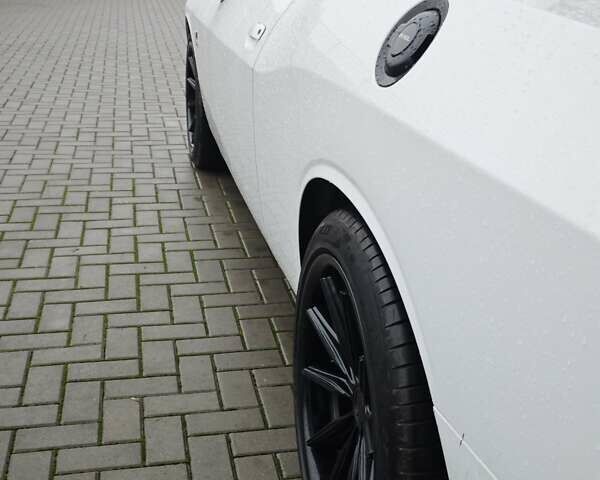 Белый Додж Челенджер, объемом двигателя 6.4 л и пробегом 32 тыс. км за 28500 $, фото 7 на Automoto.ua