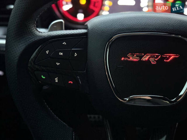 Белый Додж Челенджер, объемом двигателя 5.7 л и пробегом 90 тыс. км за 29900 $, фото 15 на Automoto.ua