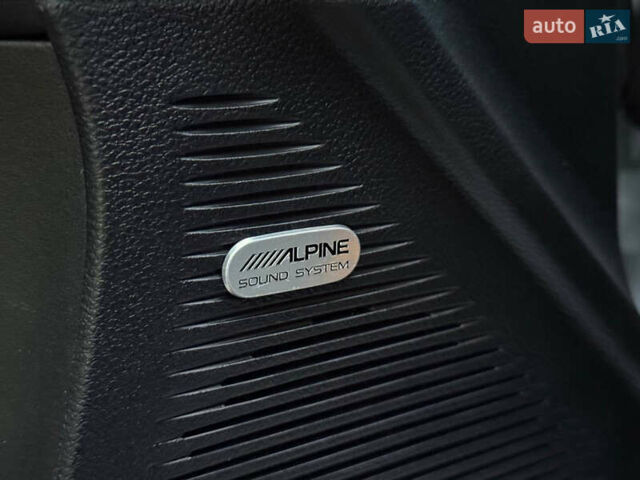 Белый Додж Челенджер, объемом двигателя 5.7 л и пробегом 90 тыс. км за 29900 $, фото 21 на Automoto.ua