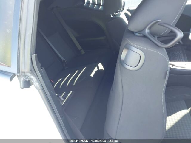 Додж Челенджер 2021 в Львове на Automoto.ua Белый Додж Челенджер, объемом двигателя 3.6 л и пробегом 163 тыс. км за 14000 $, фото 9 на Automoto.ua