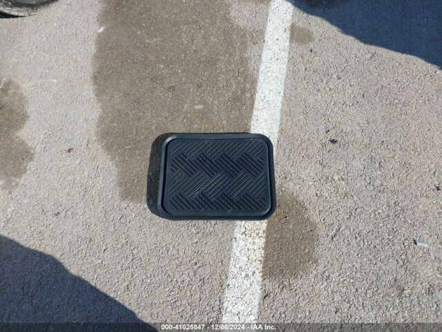 Додж Челенджер 2021 в Львове на Automoto.ua Белый Додж Челенджер, объемом двигателя 3.6 л и пробегом 163 тыс. км за 14000 $, фото 8 на Automoto.ua