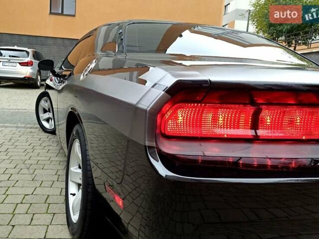 Додж Челенджер 2014 в Ивано-Франковске на Automoto.ua Черный Додж Челенджер, объемом двигателя 3.6 л и пробегом 182 тыс. км за 13950 $, фото 27 на Automoto.ua