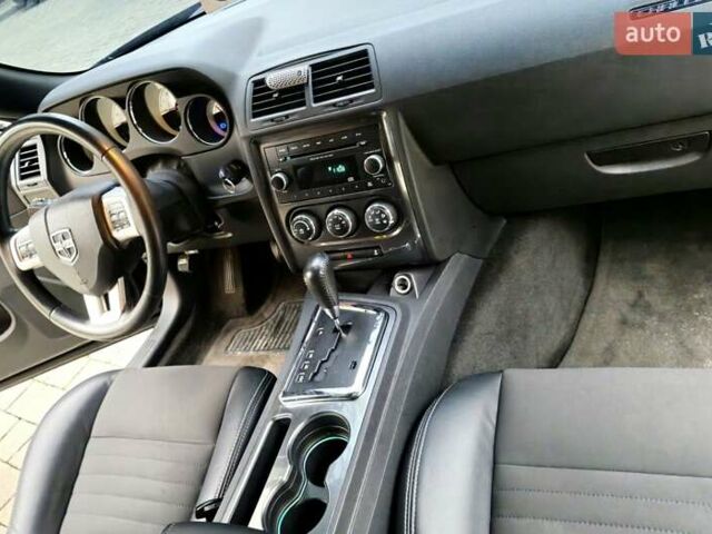 Додж Челенджер 2014 в Ивано-Франковске на Automoto.ua Черный Додж Челенджер, объемом двигателя 3.6 л и пробегом 182 тыс. км за 13950 $, фото 41 на Automoto.ua