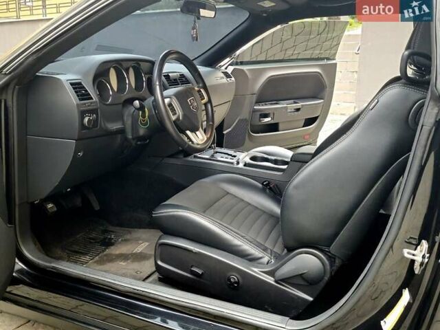 Додж Челенджер 2014 в Ивано-Франковске на Automoto.ua Черный Додж Челенджер, объемом двигателя 3.6 л и пробегом 182 тыс. км за 13950 $, фото 47 на Automoto.ua