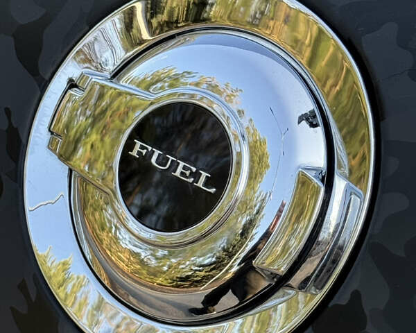 Черный Додж Челенджер, объемом двигателя 3.6 л и пробегом 210 тыс. км за 16500 $, фото 13 на Automoto.ua