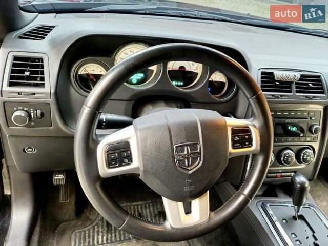 Додж Челенджер 2014 в Ивано-Франковске на Automoto.ua Черный Додж Челенджер, объемом двигателя 3.6 л и пробегом 182 тыс. км за 13950 $, фото 45 на Automoto.ua