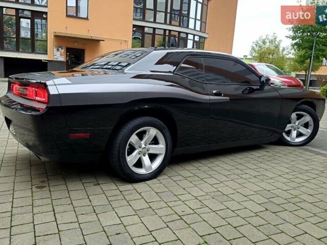 Додж Челенджер 2014 в Ивано-Франковске на Automoto.ua Черный Додж Челенджер, объемом двигателя 3.6 л и пробегом 182 тыс. км за 13950 $, фото 34 на Automoto.ua