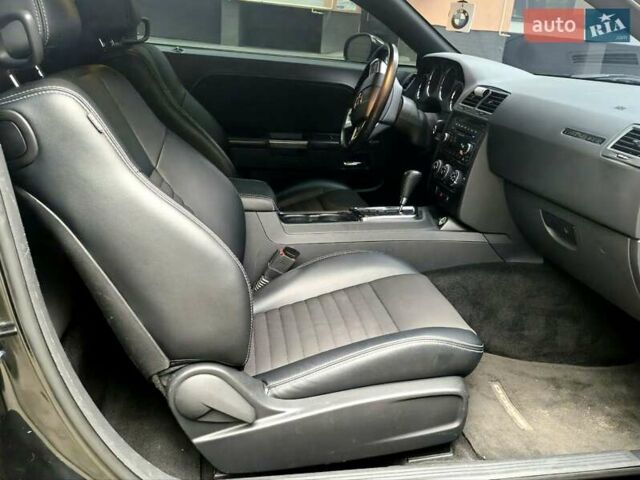 Додж Челенджер 2014 в Ивано-Франковске на Automoto.ua Черный Додж Челенджер, объемом двигателя 3.6 л и пробегом 182 тыс. км за 13950 $, фото 44 на Automoto.ua